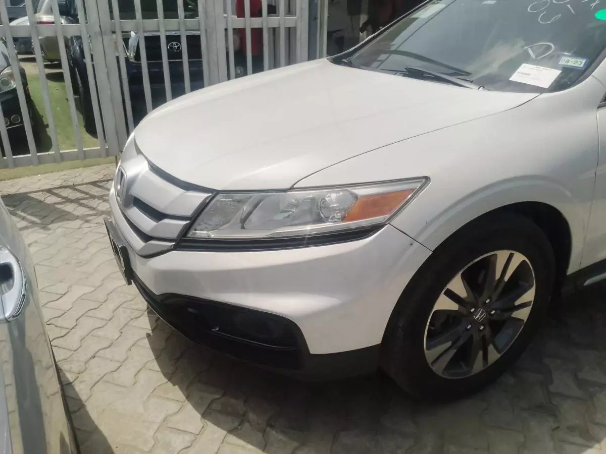 Honda Crosstour   - 2015