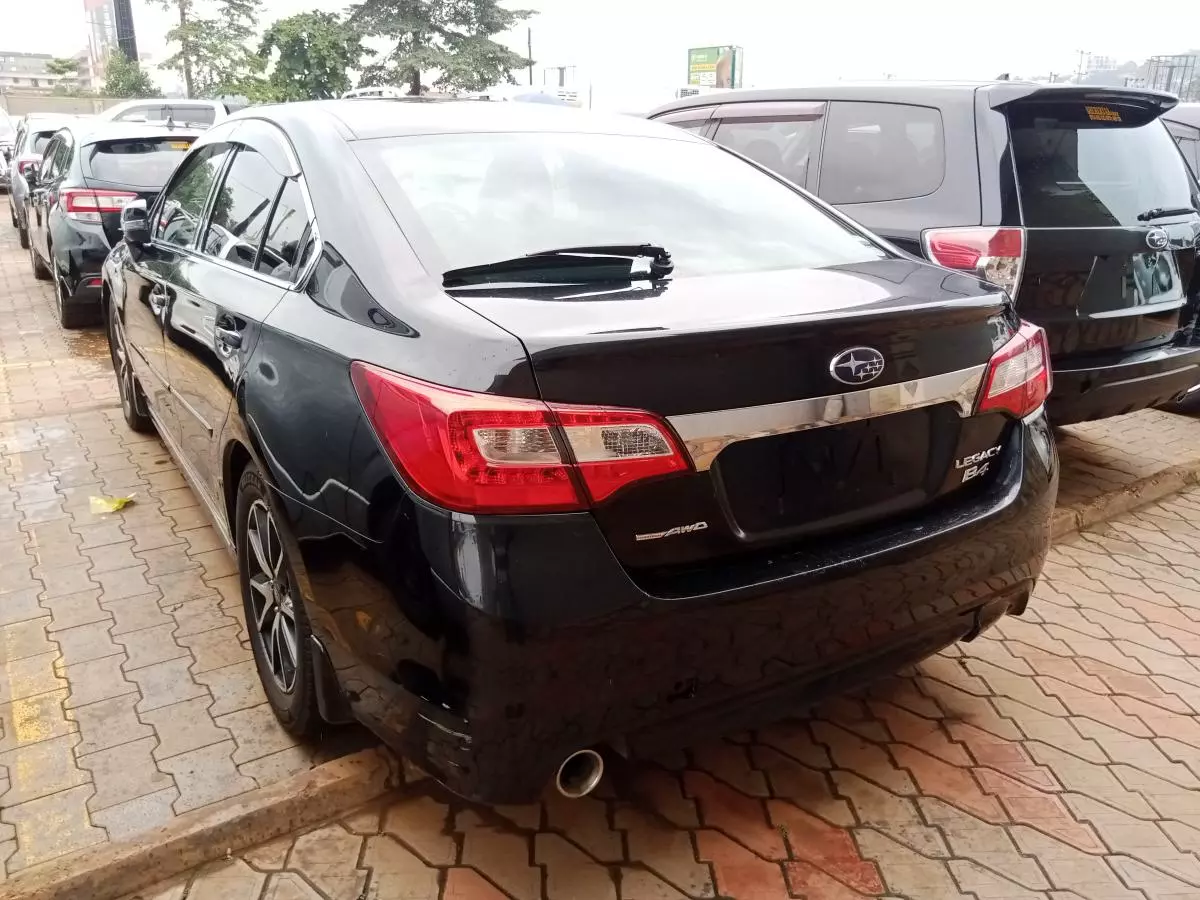 Subaru Legacy B4   - 2015