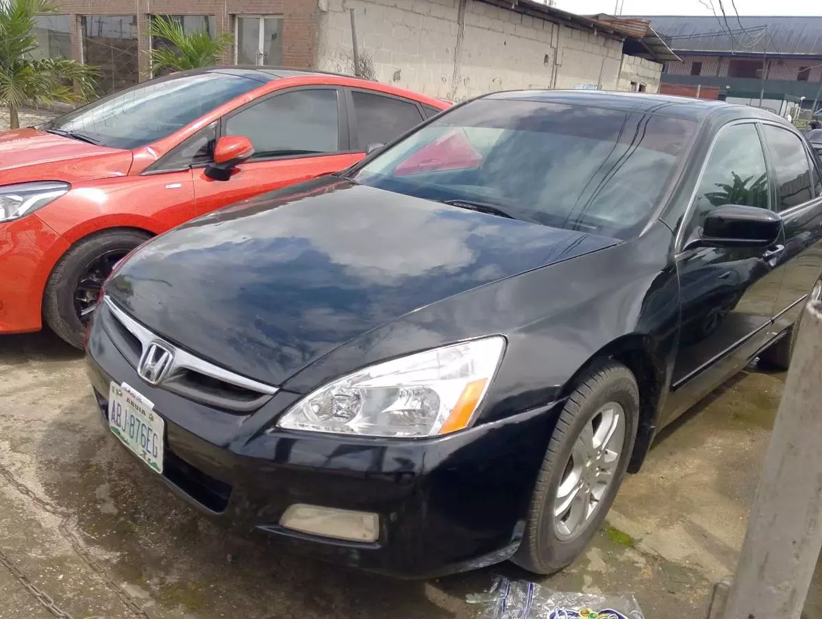 Honda Accord   - 2007