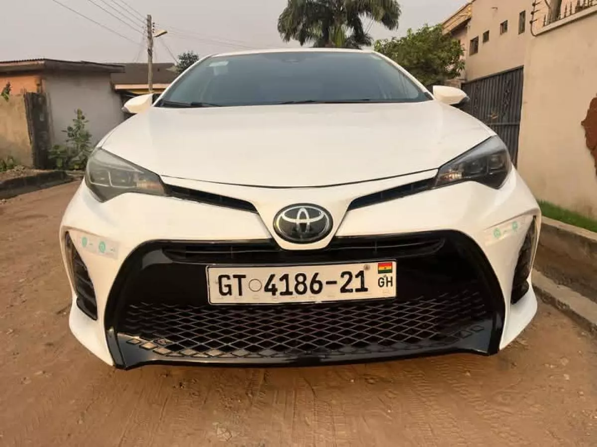 Toyota Corolla   - 2018