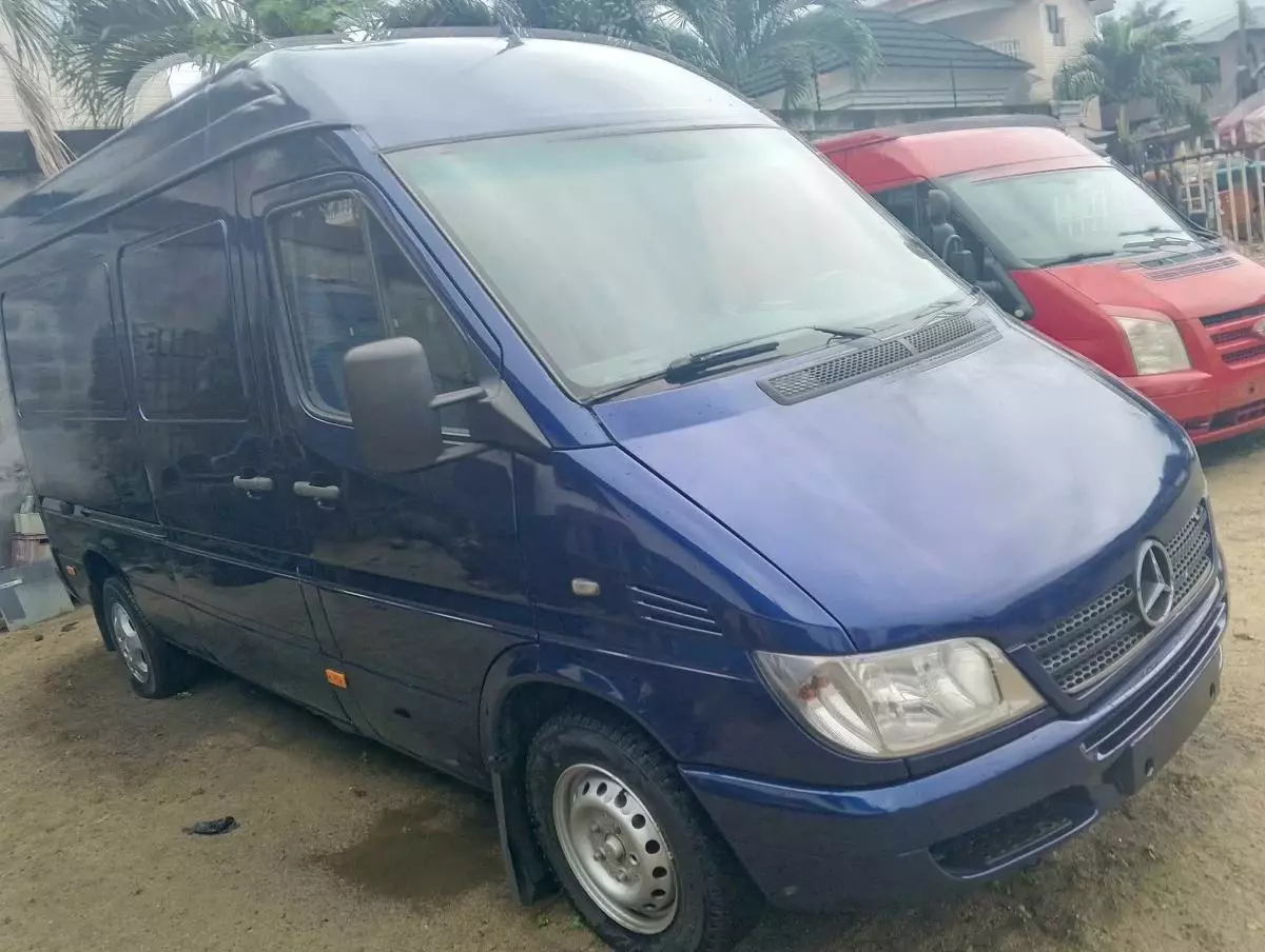 Ford Transit   - 2000