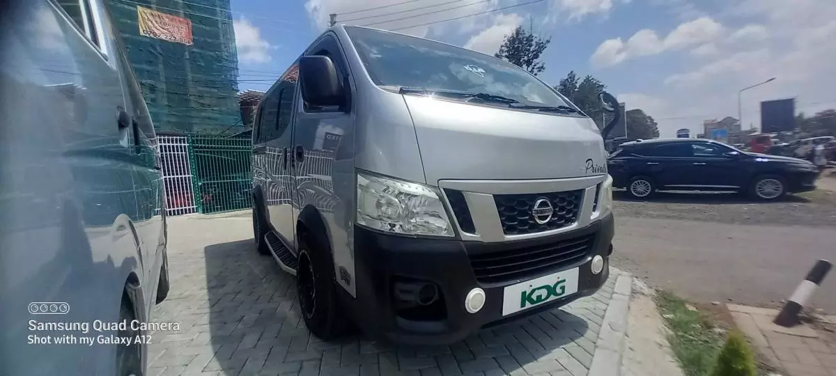 Nissan Caravan    - 2016