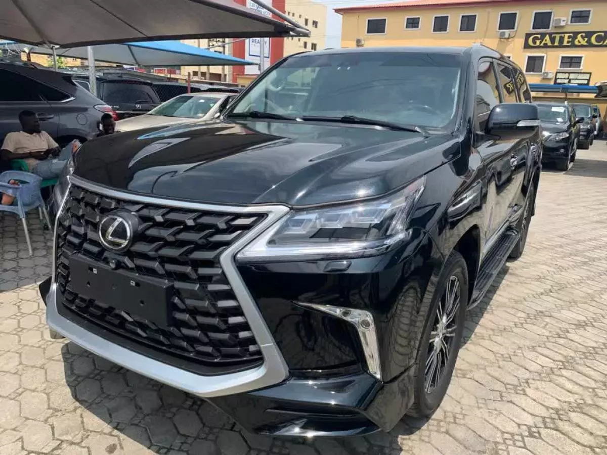 Lexus LX 570 - 2010