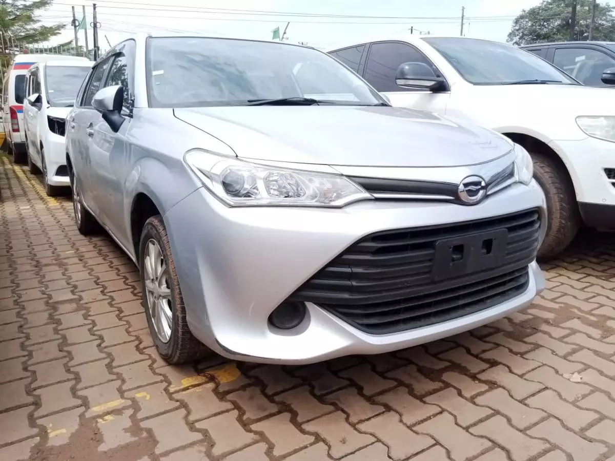 Toyota Fielder    - 2015