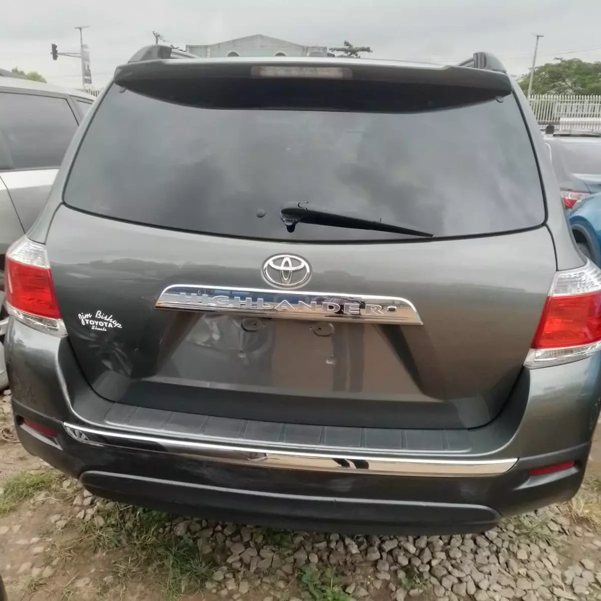 Toyota Highlander   - 2012