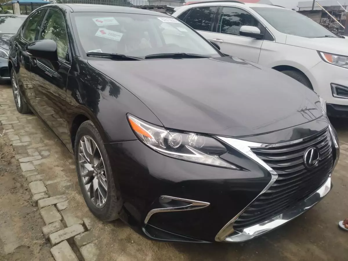 Lexus ES 350   - 2013