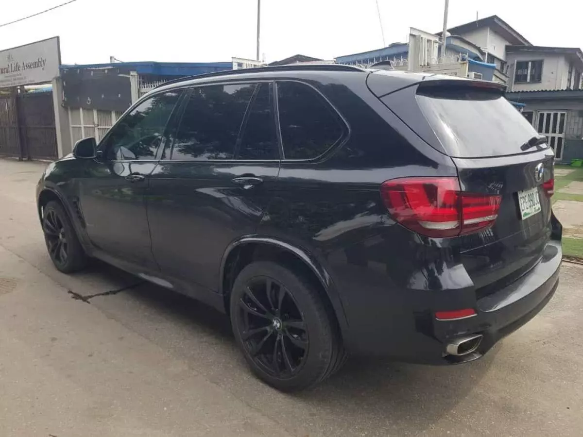 BMW X5   - 2015