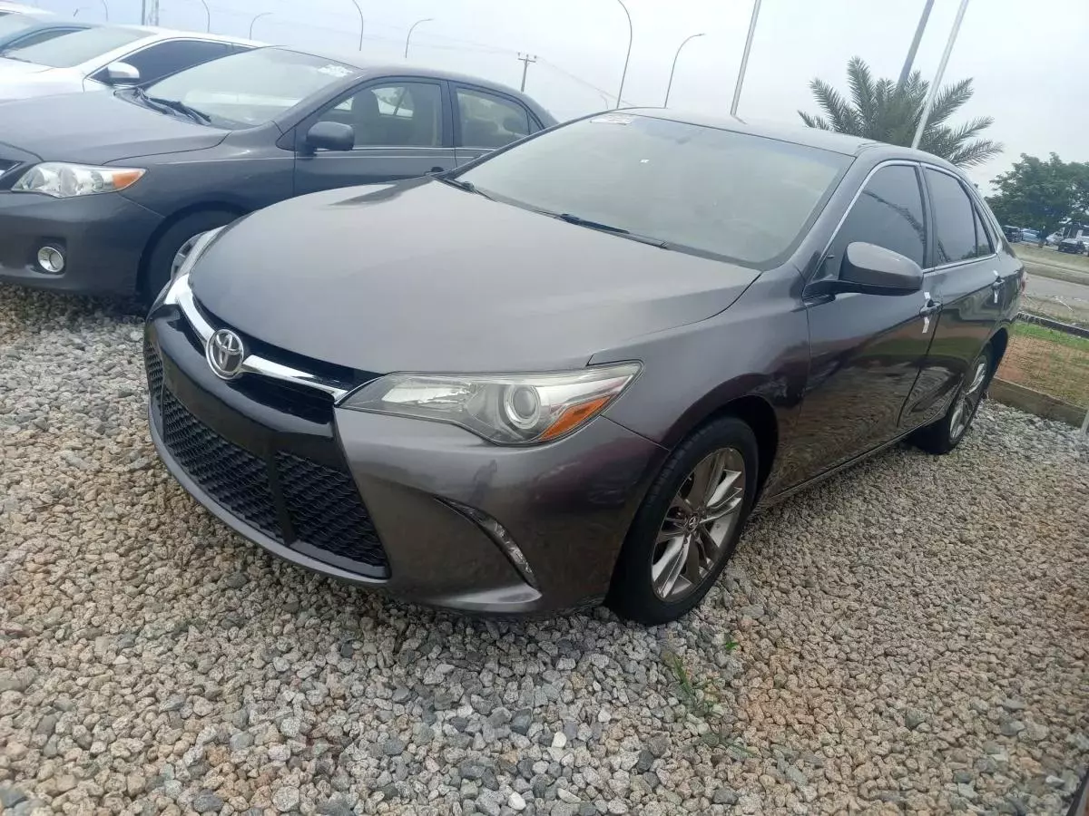 Toyota Camry   - 2015