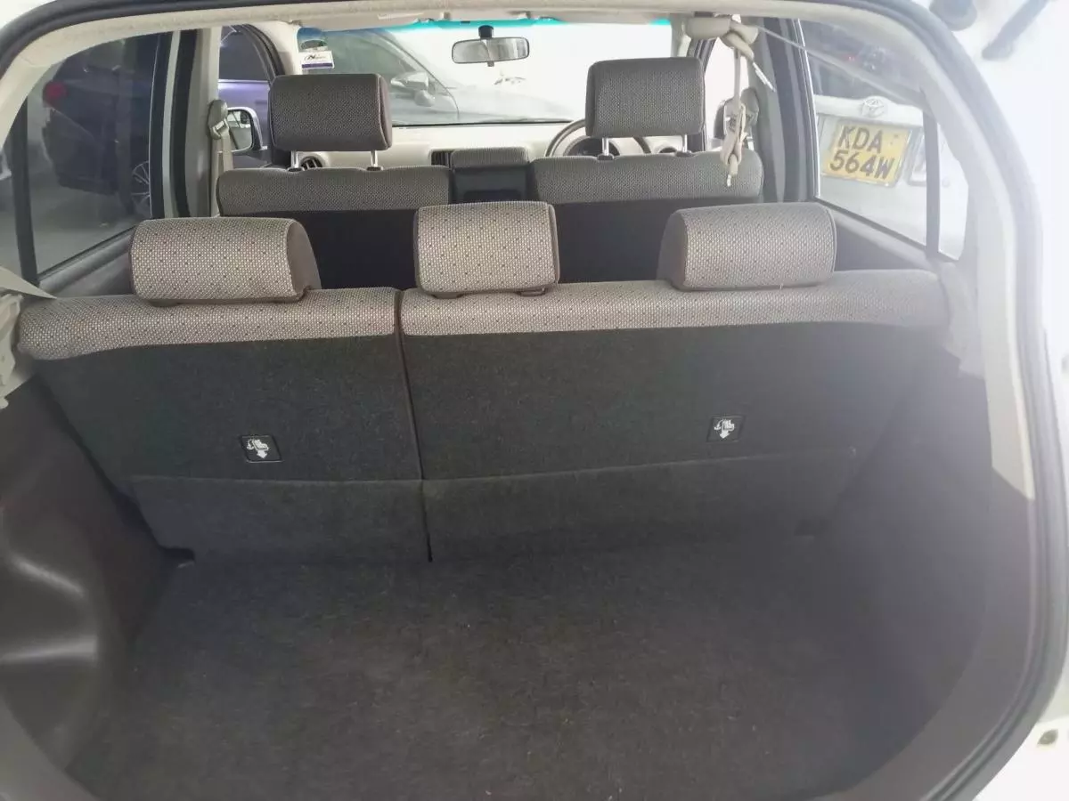 Toyota Passo - 2014