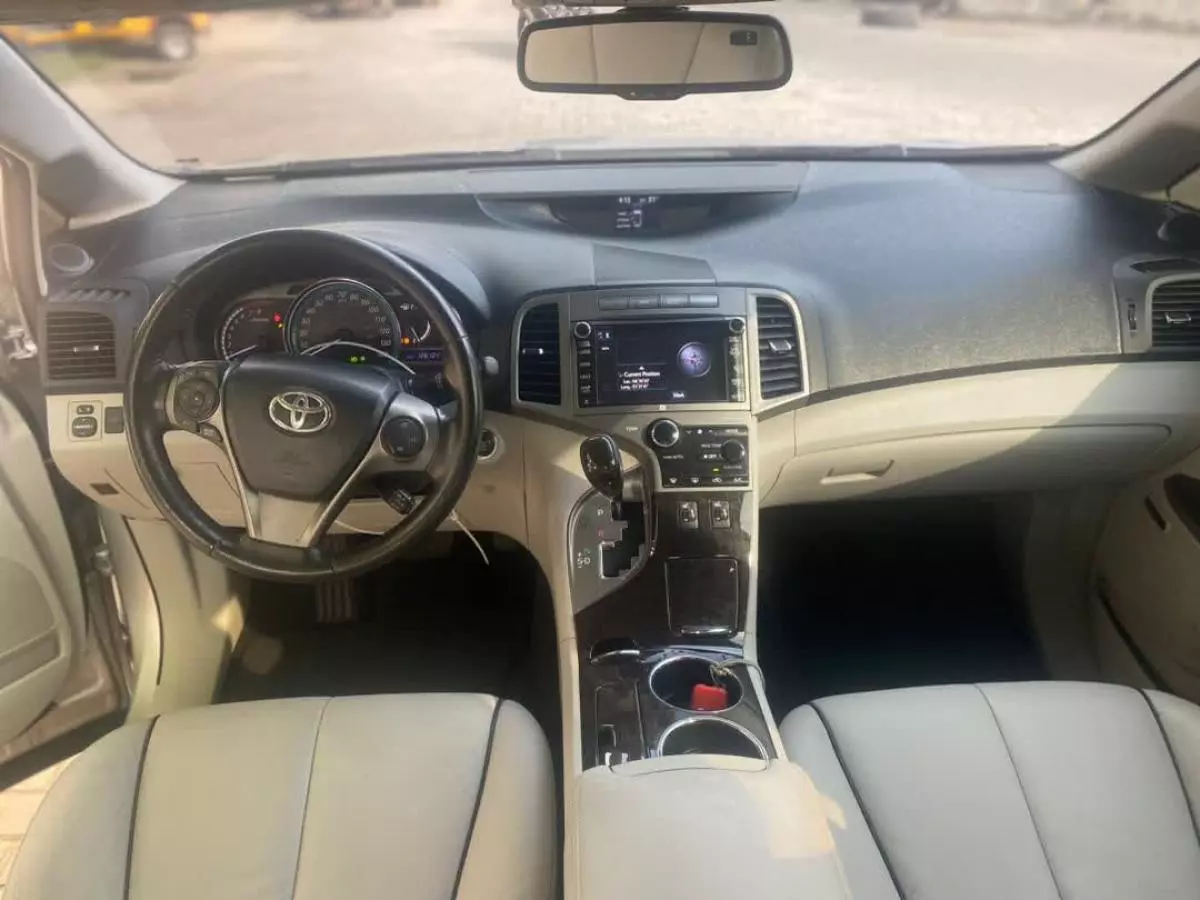 Toyota Venza - 2013