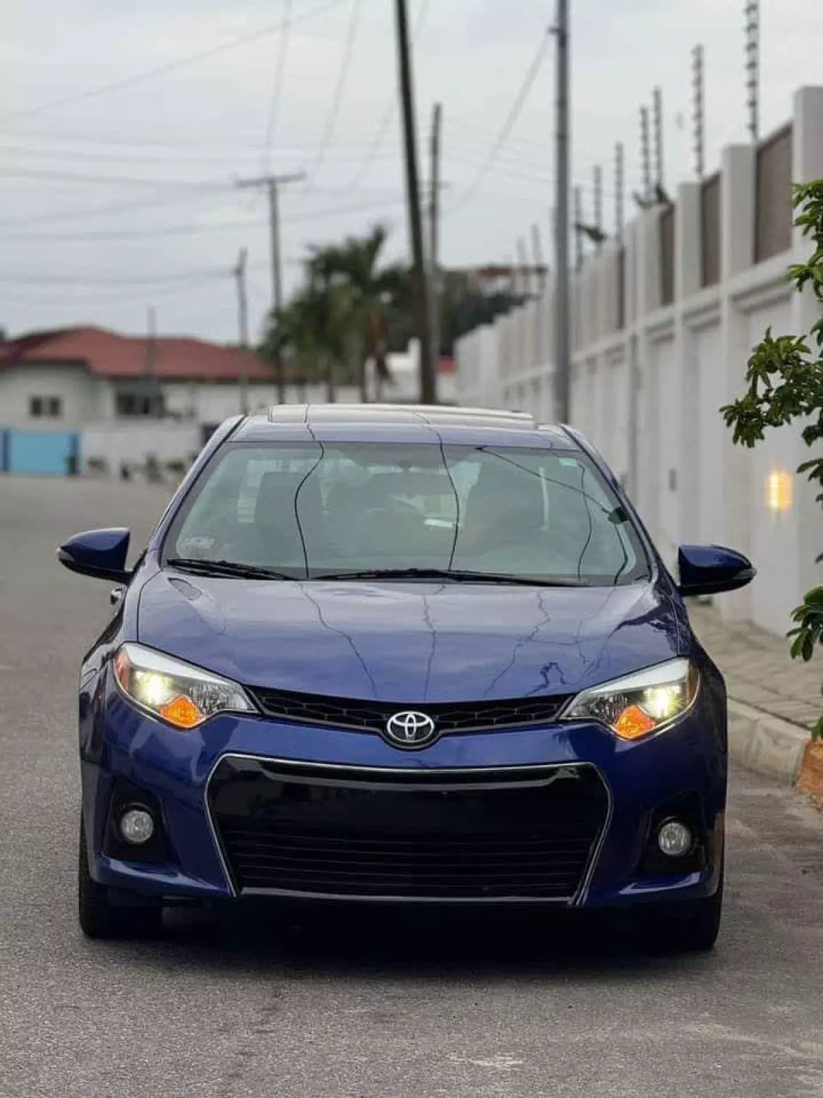 Toyota Corolla   - 2014