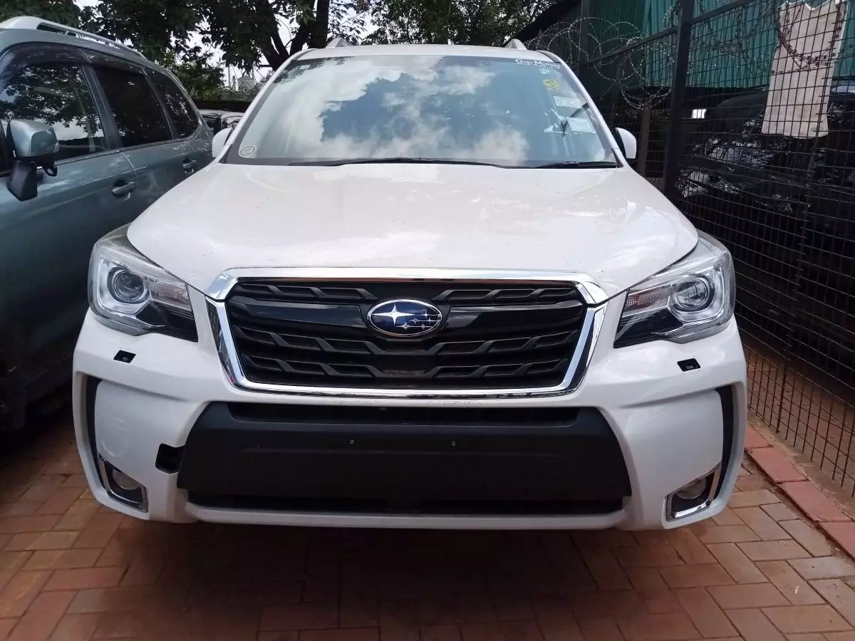 Subaru Forester   - 2015