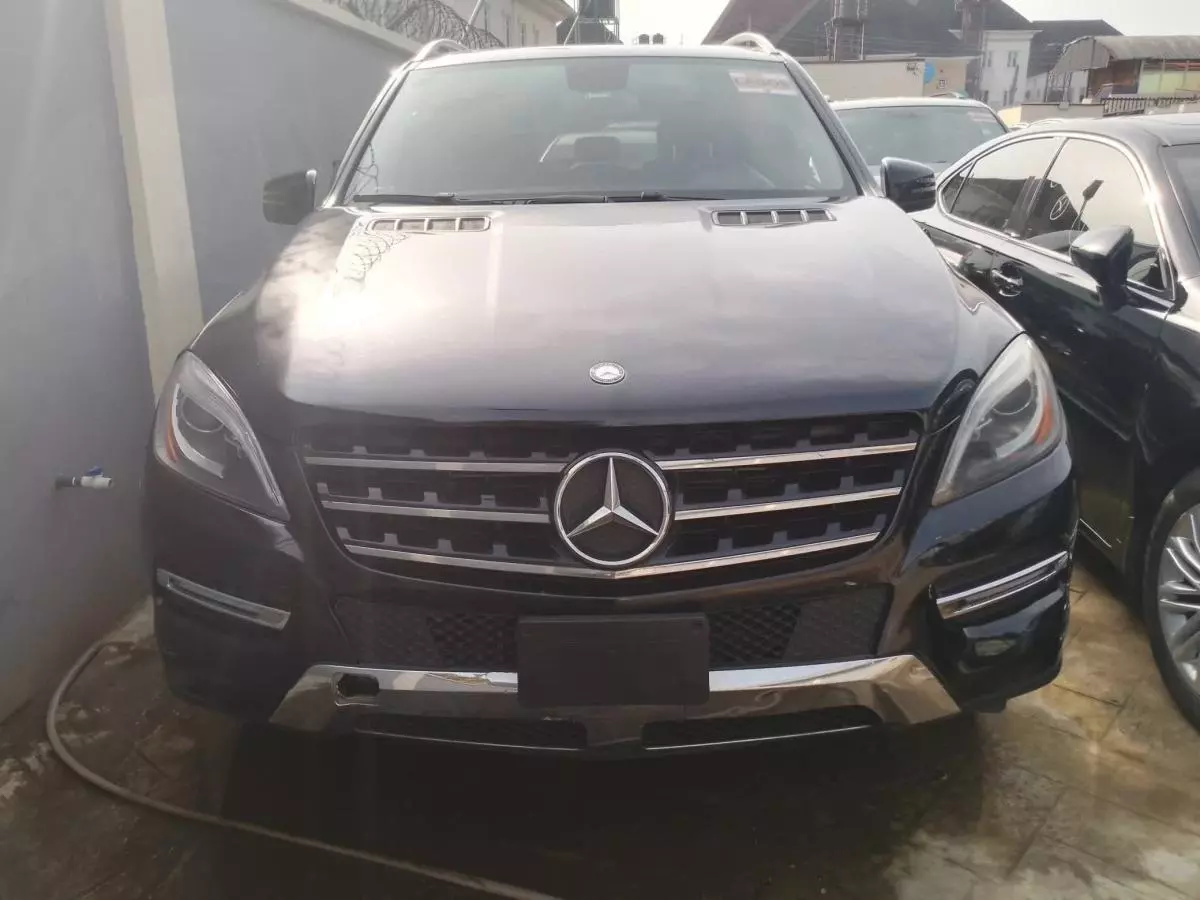 Mercedes-Benz ML 350   - 2012