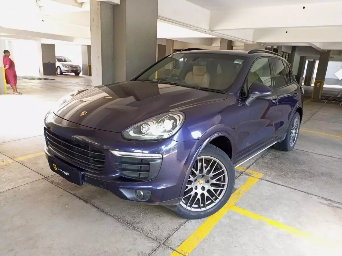 Porsche Cayenne - 2018