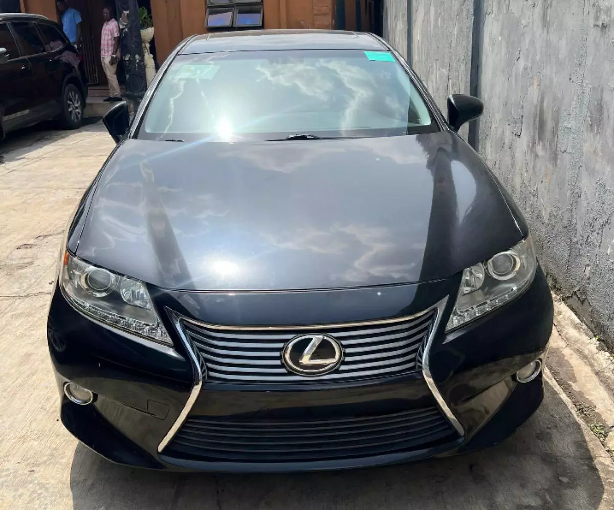 Lexus ES 350   - 2013