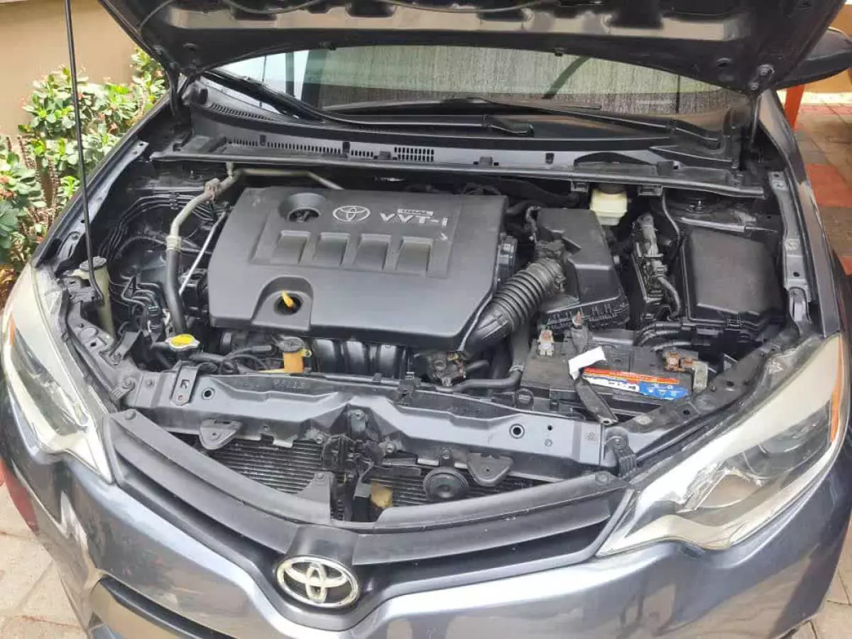 Toyota Corolla   - 2014