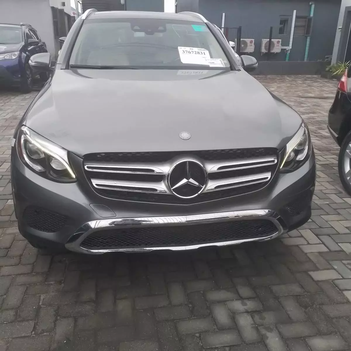 Mercedes-Benz GLC 300   - 2017