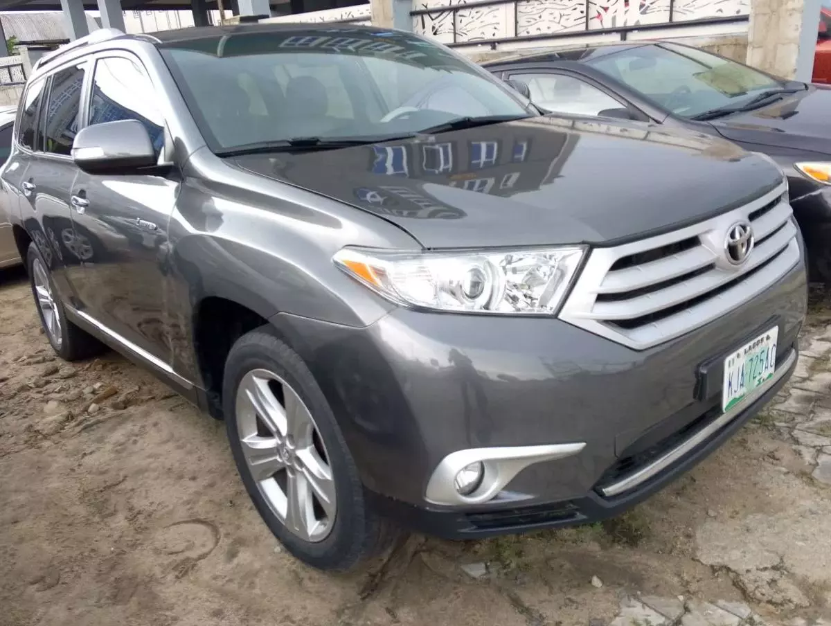 Toyota Highlander   - 2008