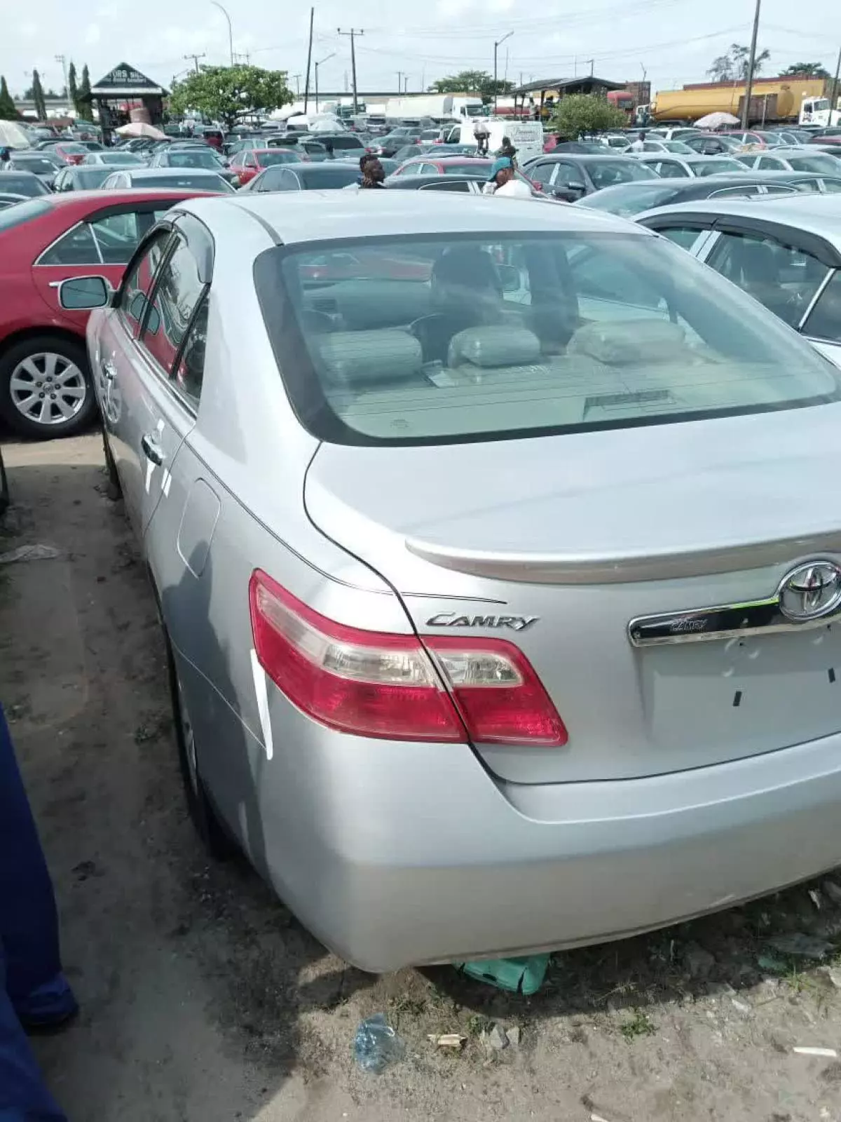 Toyota Camry   - 2009