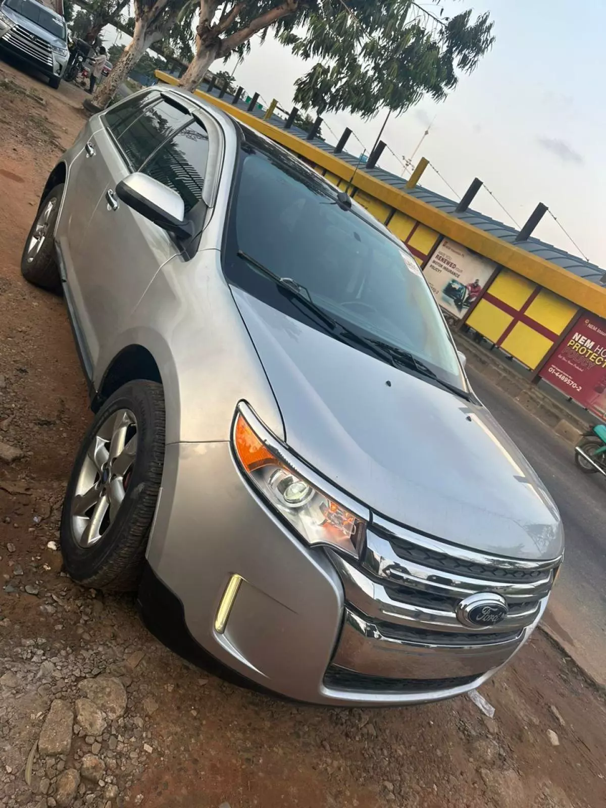 Ford Edge   - 2011