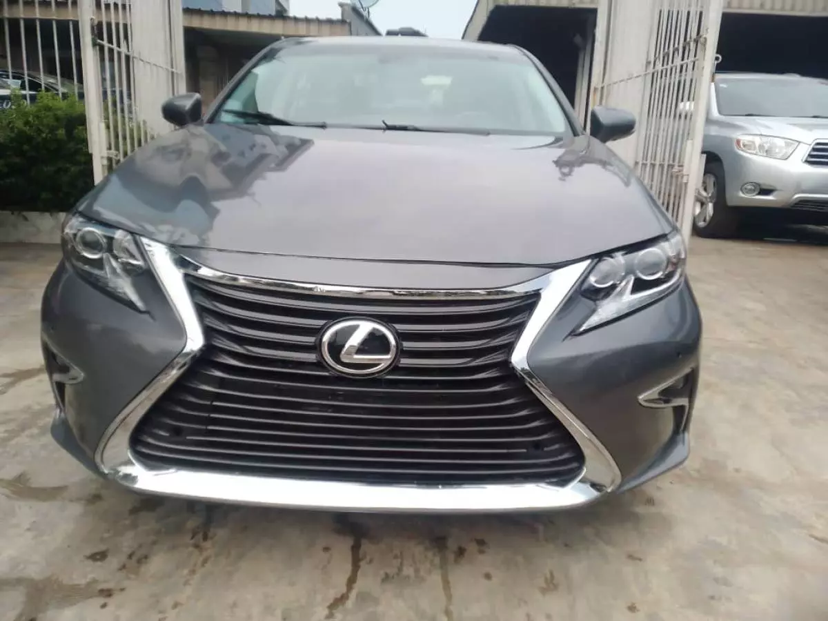 Lexus ES 350   - 2013