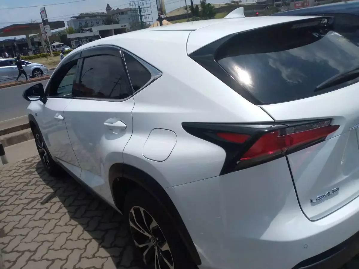 Lexus NX 200 - 2014