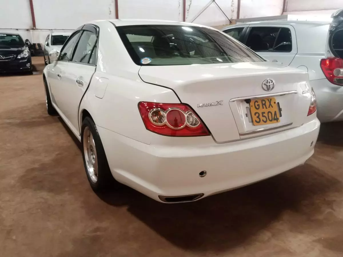 Toyota Mark X   - 2009