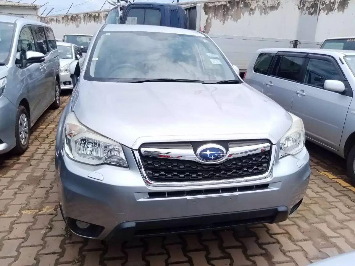 Subaru Forester   - 2015