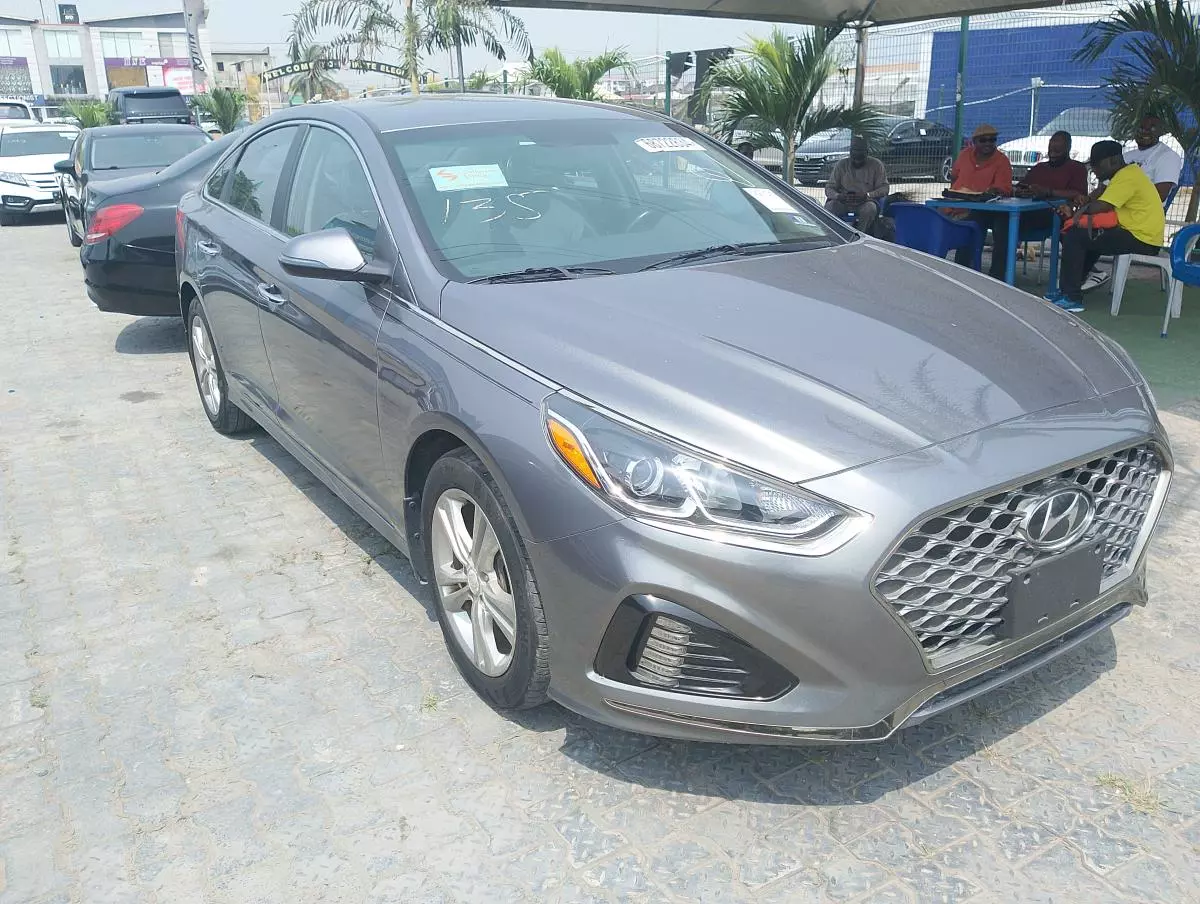 Hyundai Sonata   - 2019