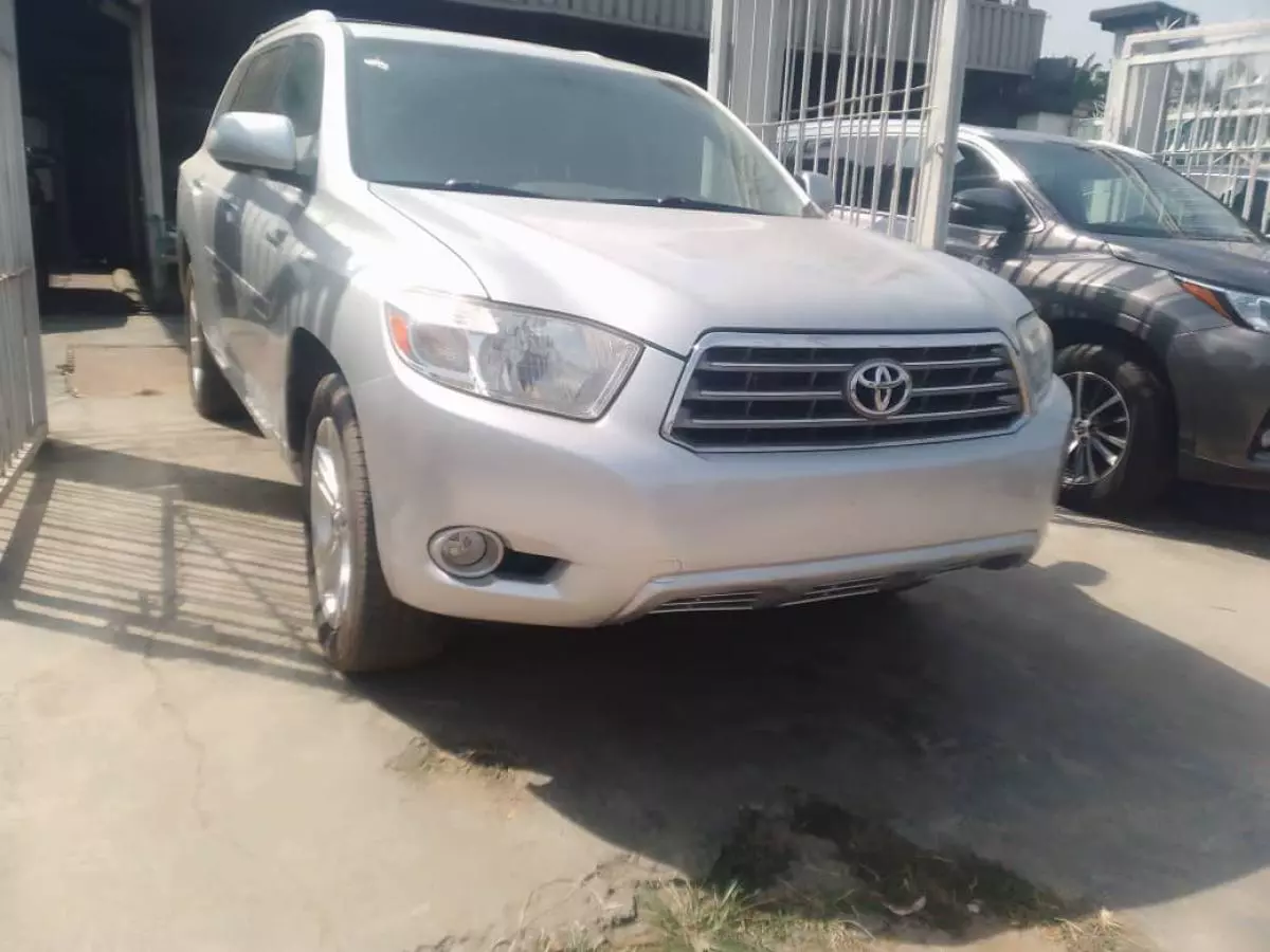 Toyota Highlander   - 2008