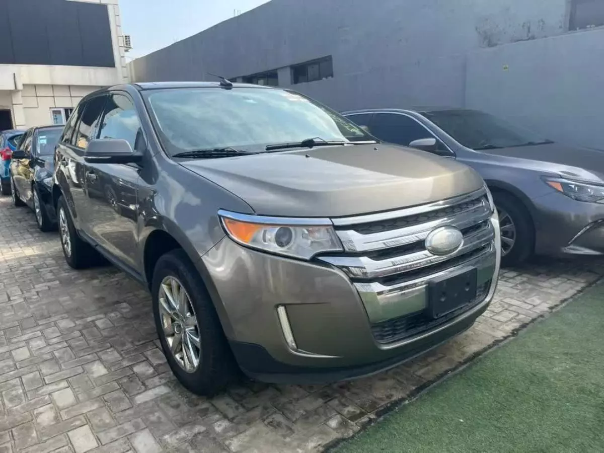 Ford Edge   - 2013