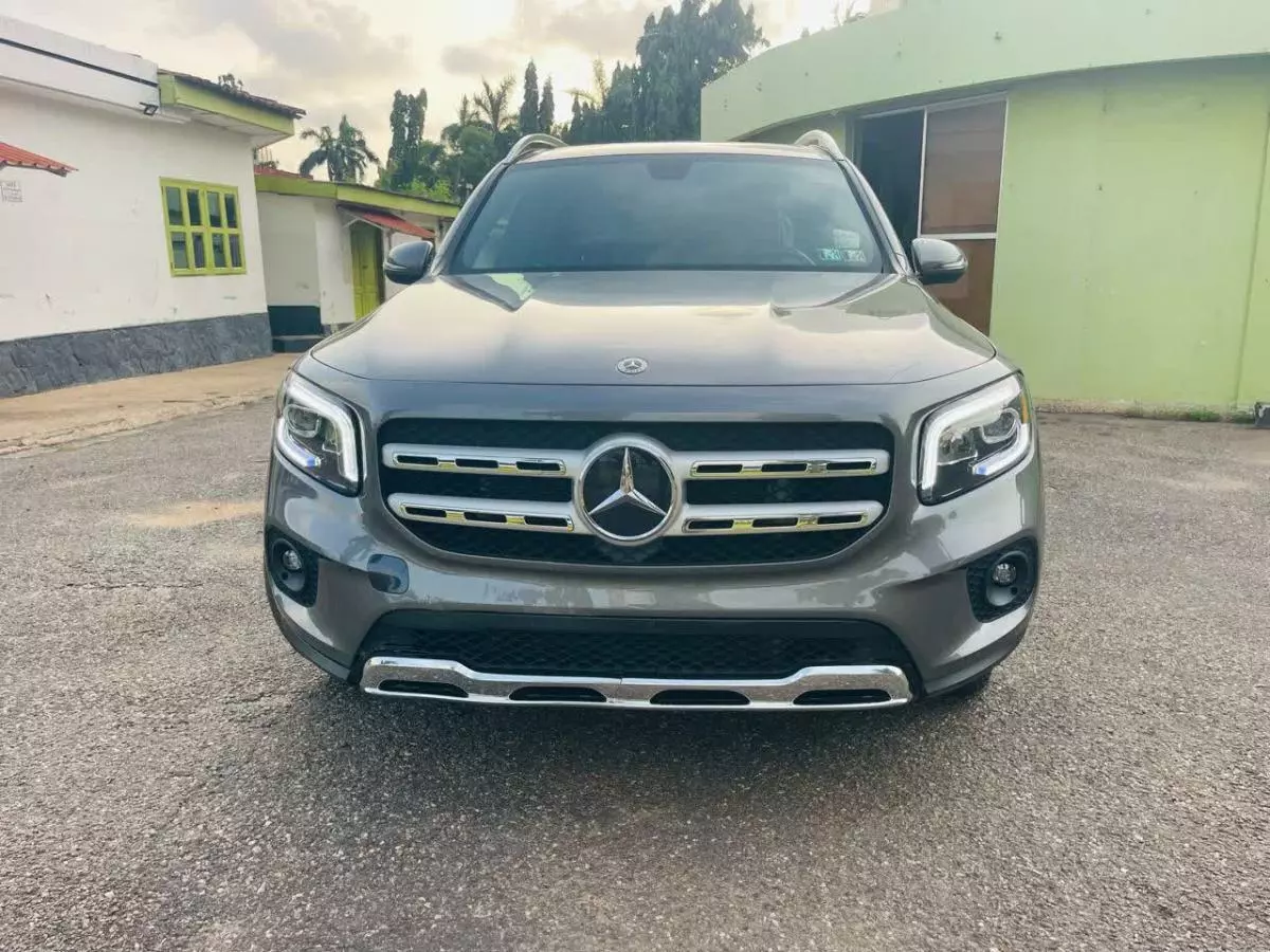 Mercedes-Benz GLB 250   - 2022