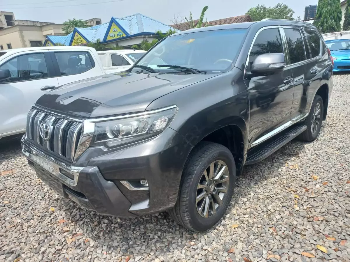 Toyota Landcruiser prado TX.L - 2010