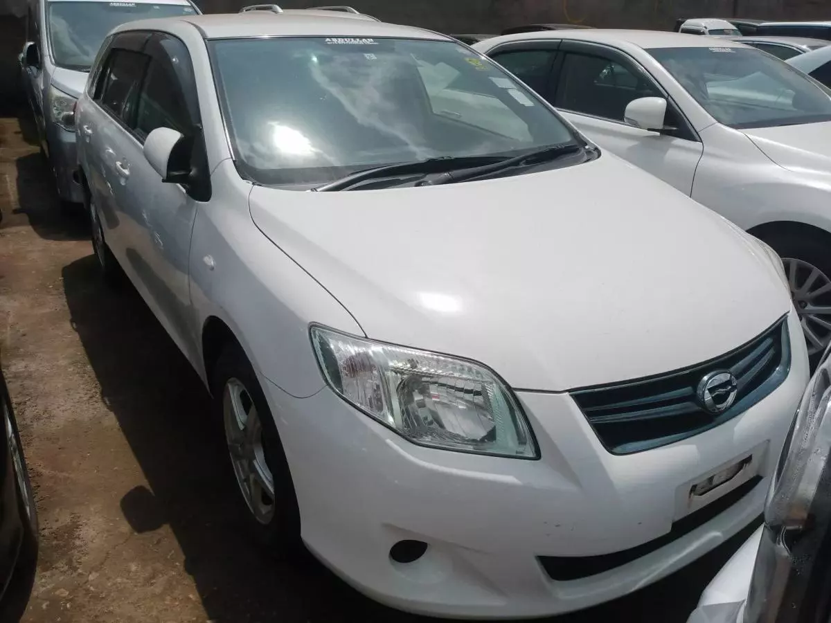 Toyota Fielder  - 2009