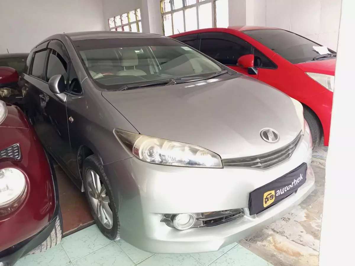 Toyota Wish - 2009