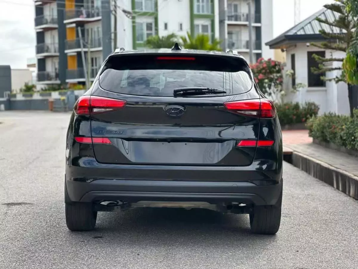 Hyundai Tucson   - 2021