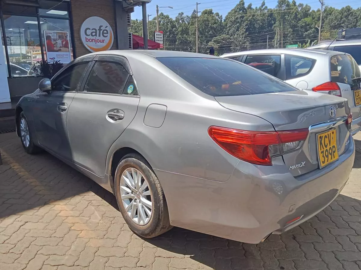 Toyota Mark X   - 2013