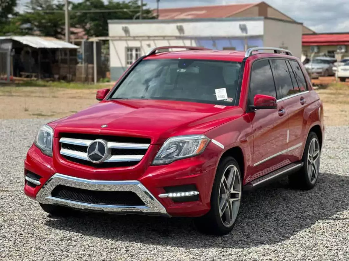 Mercedes-Benz GLK 350   - 2013