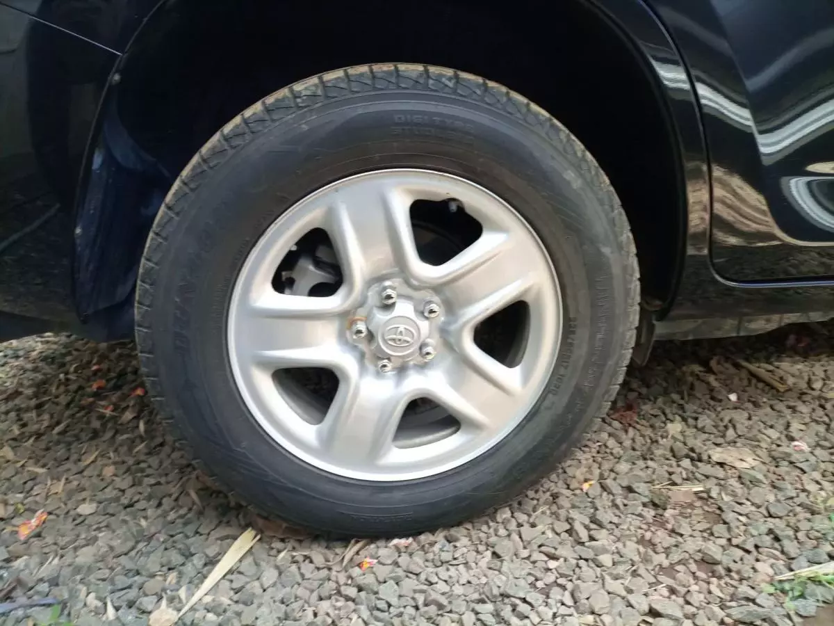 Toyota RAV 4 - 2015