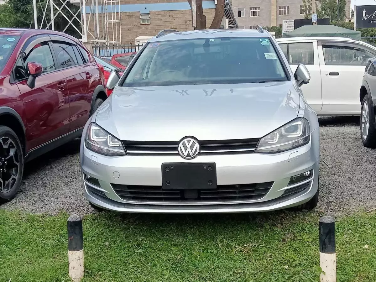 Volkswagen Golf - 2015
