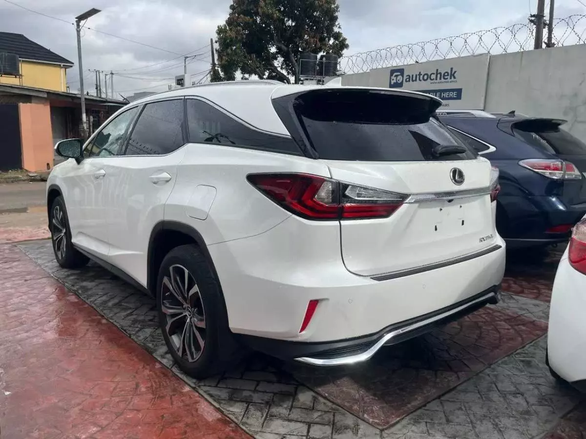 Lexus RX 350L   - 2019