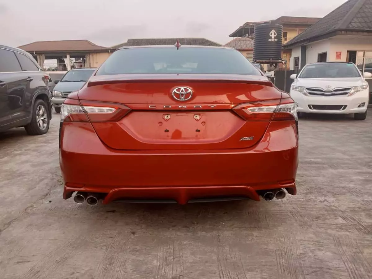 Toyota Camry   - 2019