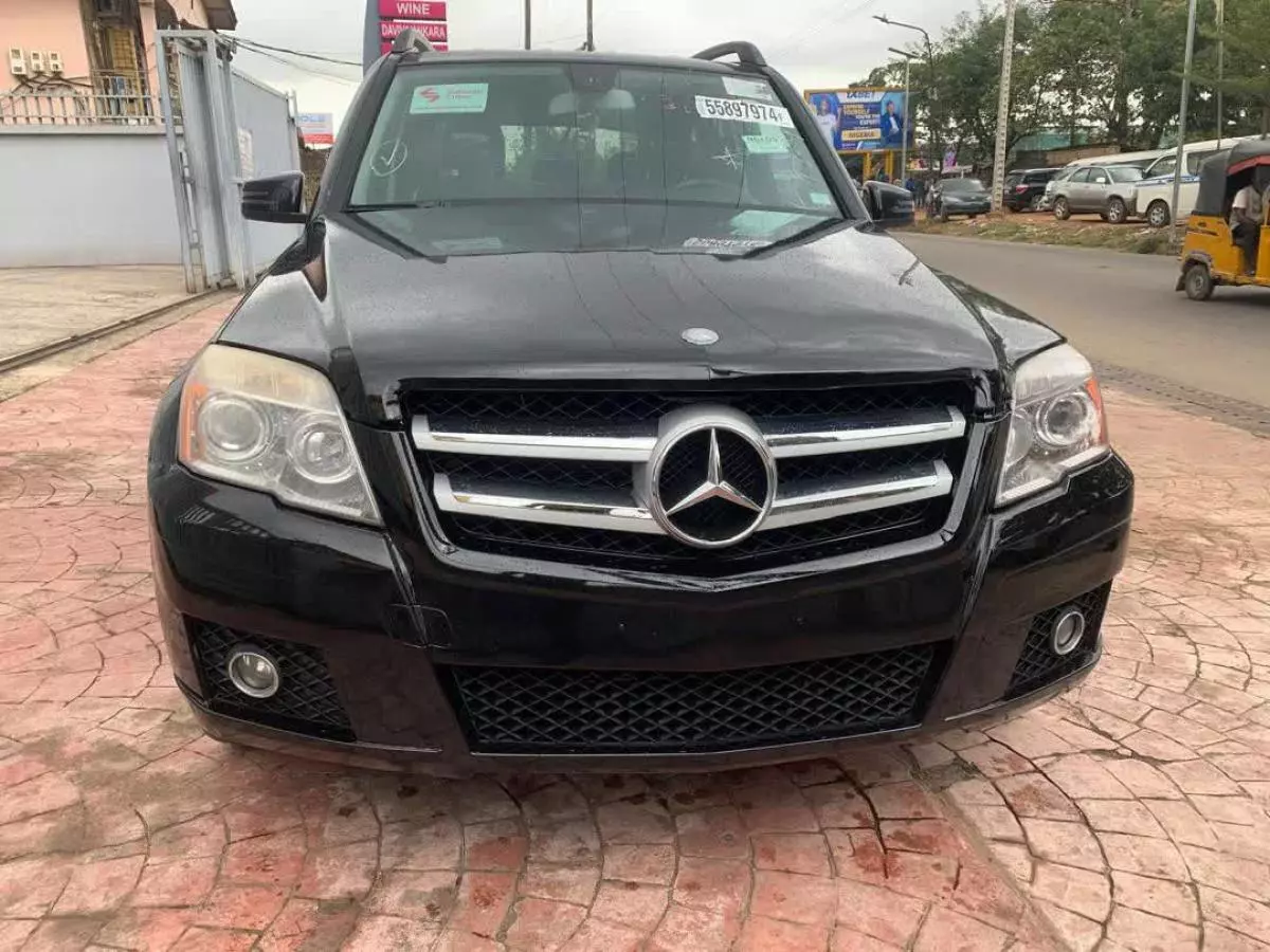 Mercedes-Benz GLK 350   - 2011