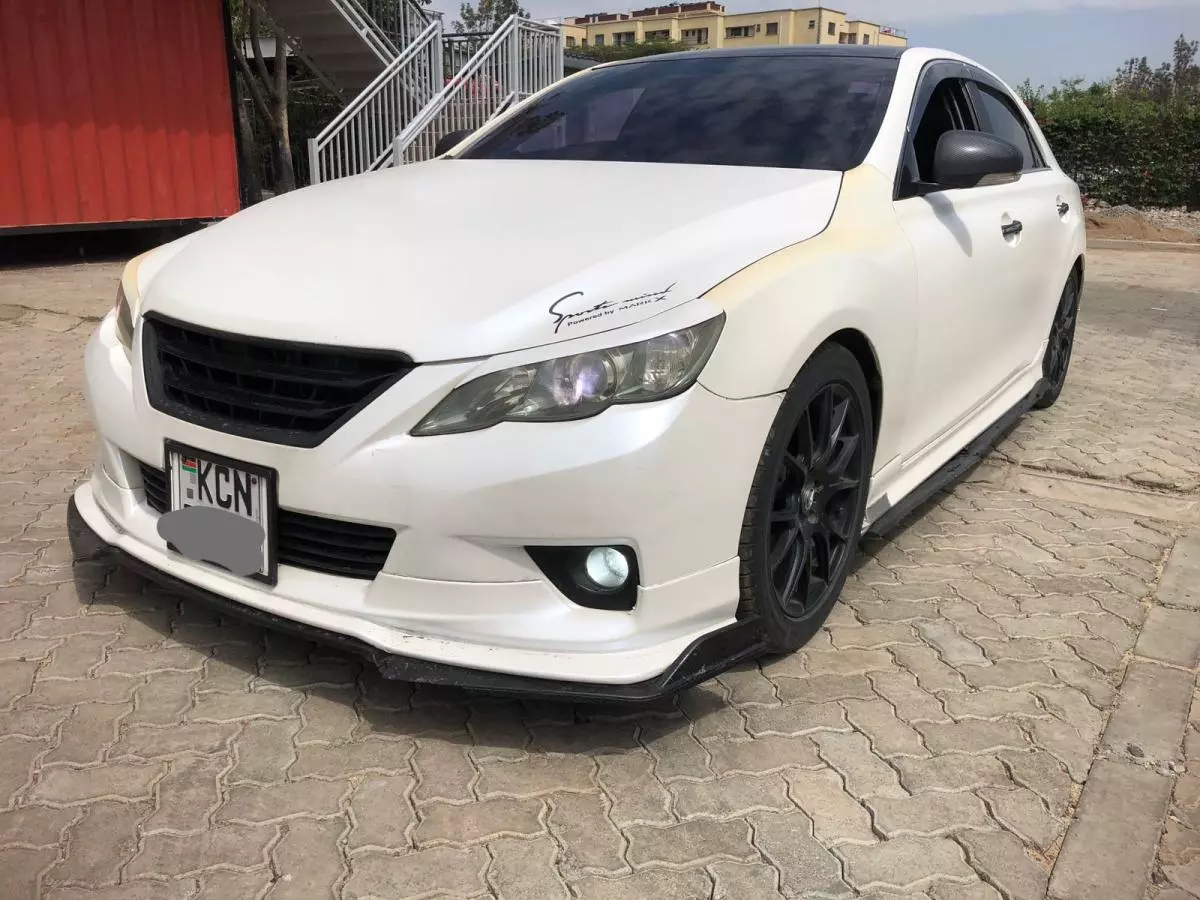 Toyota Mark X   - 2012