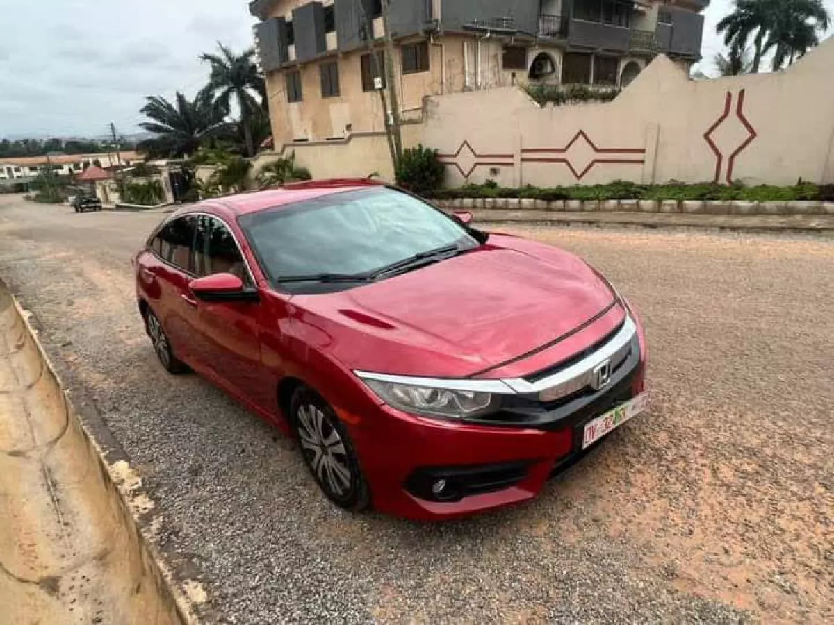 Honda Civic   - 2019