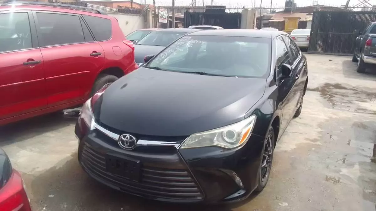 Toyota Camry   - 2017