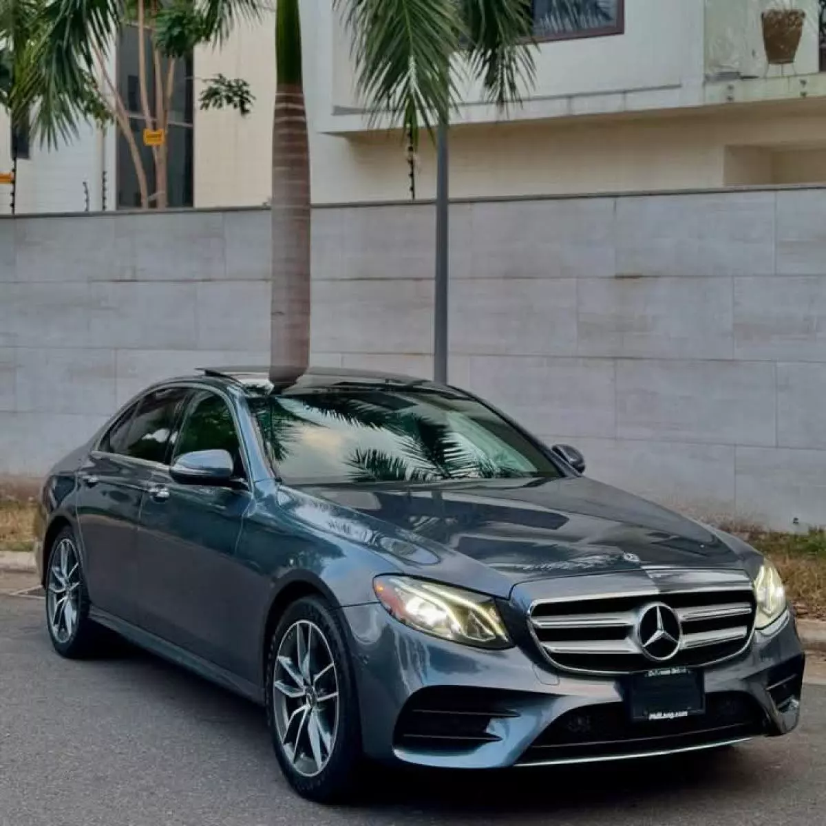 Mercedes-Benz E 300   - 2018