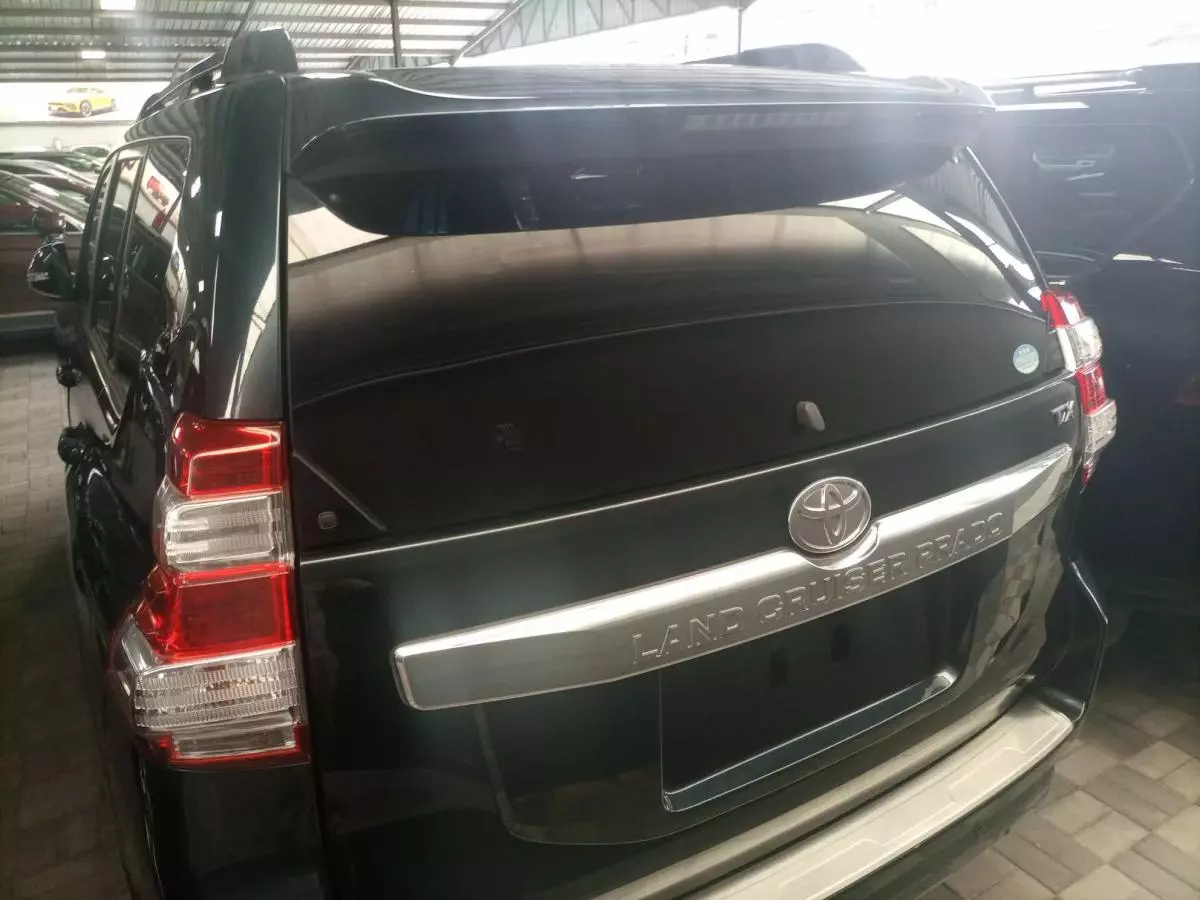 Toyota Landcruiser prado TX - 2015