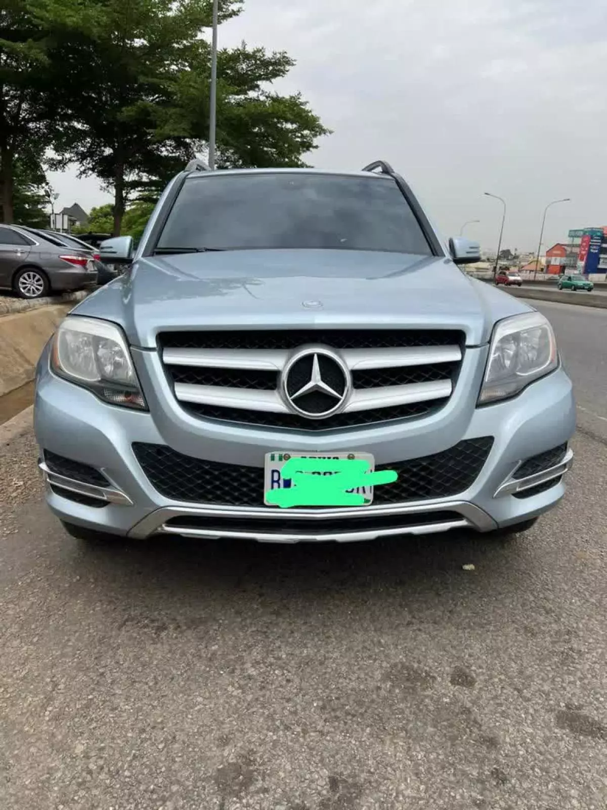 Mercedes-Benz GLK 350   - 2010