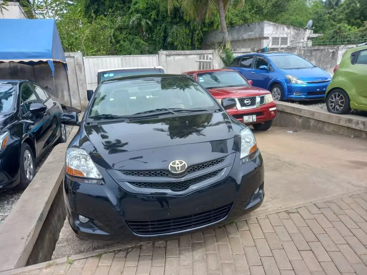 Toyota Yaris   - 2008